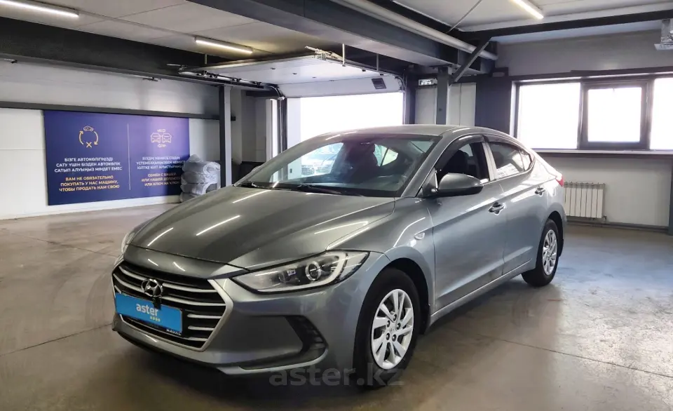 2018 Hyundai Elantra