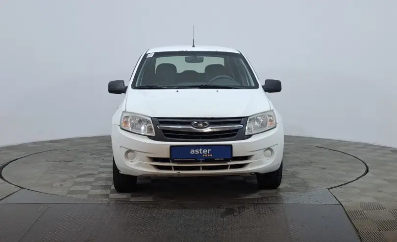 LADA (ВАЗ) Granta 2014 года за 1 470 000 тг. в Астана фото 2