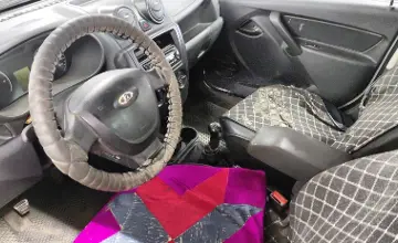 LADA (ВАЗ) Granta 2014 года за 1 790 000 тг. в Астана фото 5