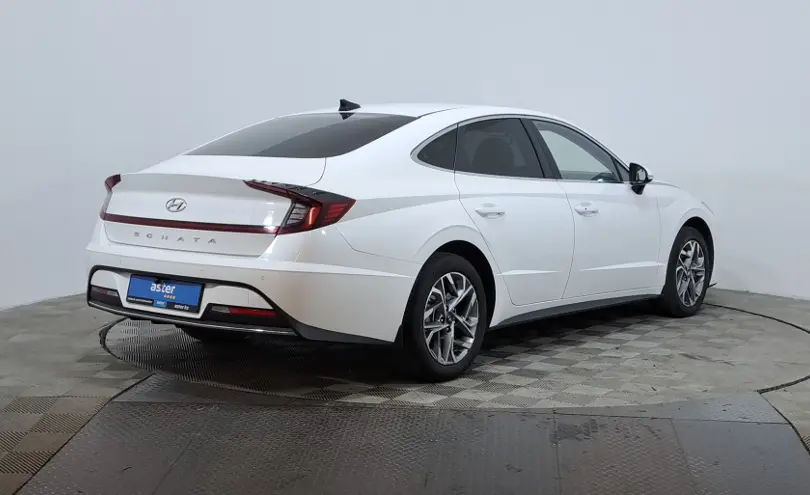 Hyundai Sonata 2020 года за 9 800 000 тг. в Астана фото 5