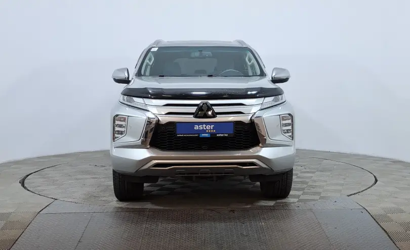 Mitsubishi Montero Sport 2021 года за 15 060 000 тг. в Астана фото 2