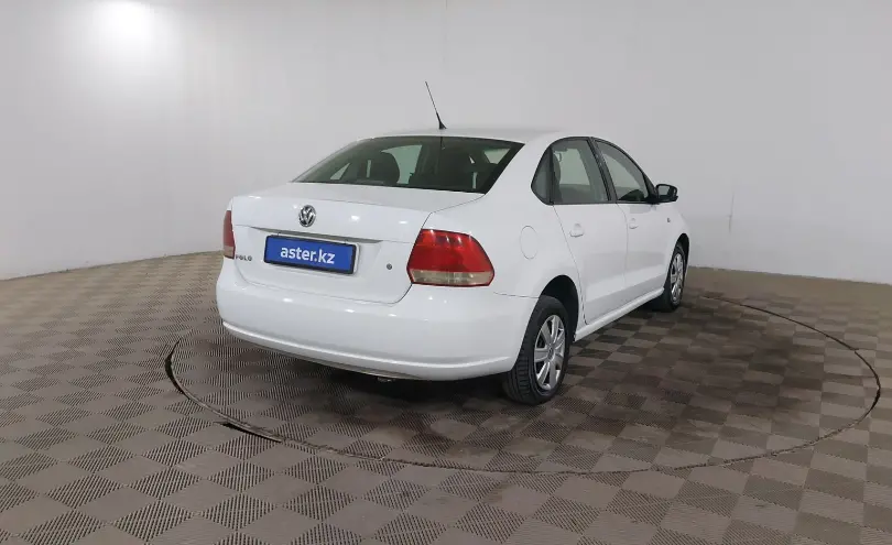 Volkswagen Polo 2015 года за 2 290 000 тг. в Шымкент фото 5