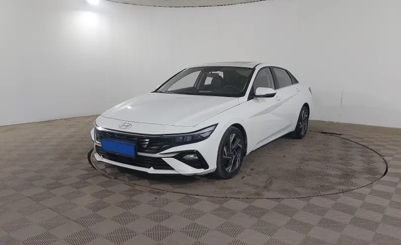 Hyundai Elantra 2023 года за 8 490 000 тг. в Шымкент
