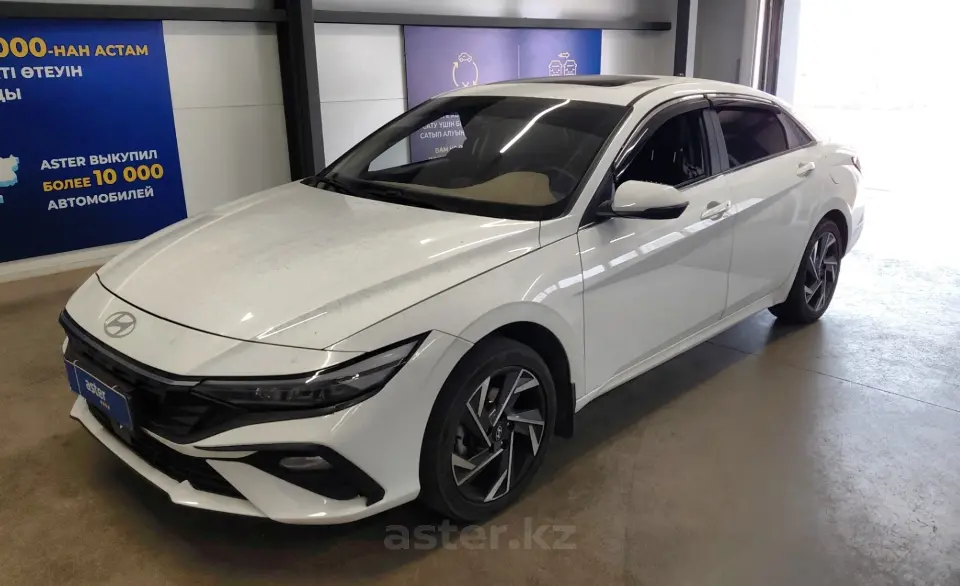 2024 Hyundai Elantra