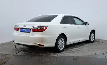 Toyota Camry 2015 года за 10 290 000 тг. в Астана