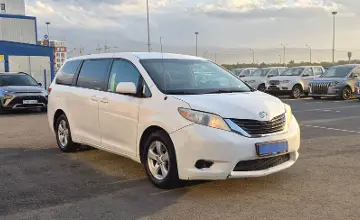 Toyota Sienna 2010 года за 8 590 000 тг. в Алматы фото 3