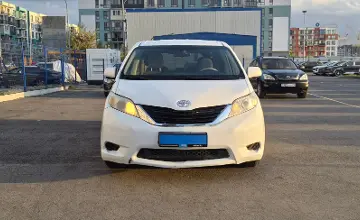 Toyota Sienna 2010 года за 8 590 000 тг. в Алматы фото 2