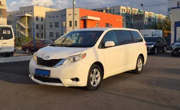 Toyota Sienna 2010 года за 8 590 000 тг. в Алматы фото 1