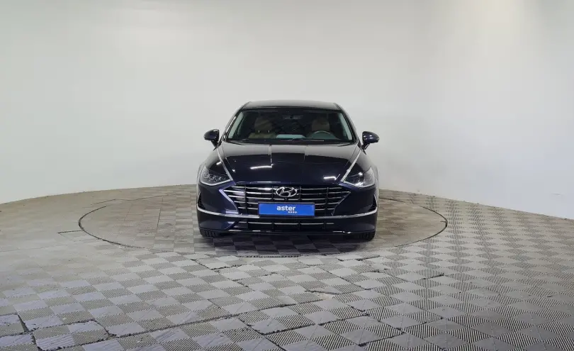 Hyundai Sonata 2020 года за 11 990 000 тг. в Алматы фото 2