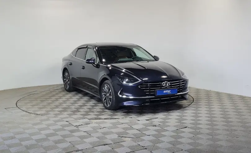 Hyundai Sonata 2020 года за 11 990 000 тг. в Алматы фото 3