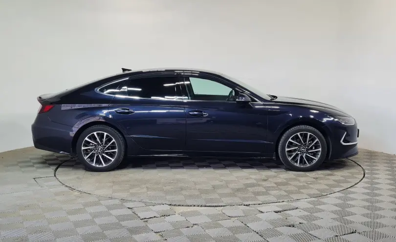 Hyundai Sonata 2020 года за 11 990 000 тг. в Алматы фото 4