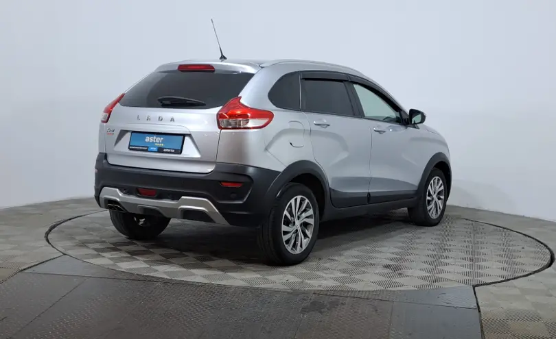 LADA (ВАЗ) XRAY Cross 2021 года за 4 550 000 тг. в Астана фото 5