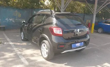 Renault Sandero 2015 года за 4 500 000 тг. в Алматы фото 4