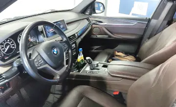 BMW X5 2016 года за 12 990 000 тг. в Астана фото 5