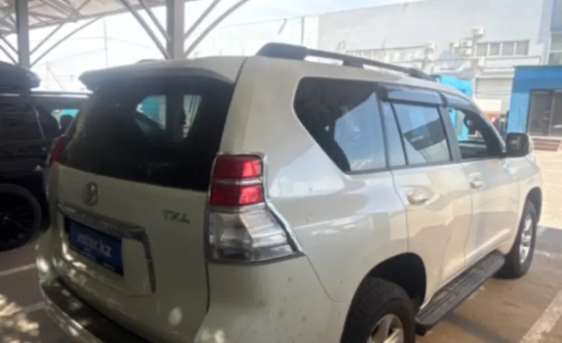 Toyota Land Cruiser Prado 2011 года за 16 590 000 тг. в Алматы фото 3
