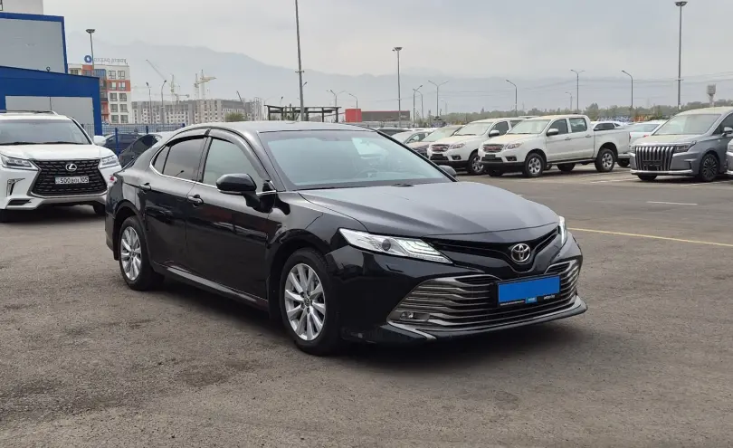 Toyota Camry 2020 года за 13 390 000 тг. в Алматы фото 3