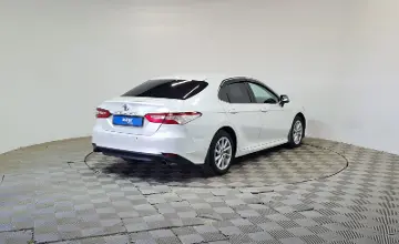 Toyota Camry 2021 года за 12 990 000 тг. в Алматы