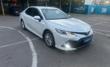 Toyota Camry 2021 года за 12 990 000 тг. в Алматы фото 2