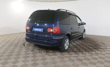 Volkswagen Sharan 2004 года за 3 000 000 тг. в Шымкент