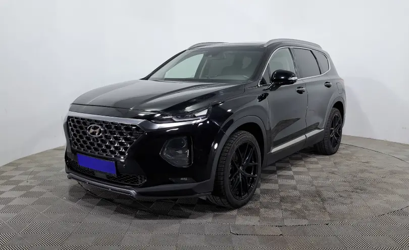 Hyundai Santa Fe 2019 года за 10 650 000 тг. в Астана