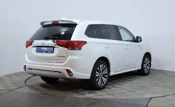 Mitsubishi Outlander 2022 года за 10 490 000 тг. в Астана