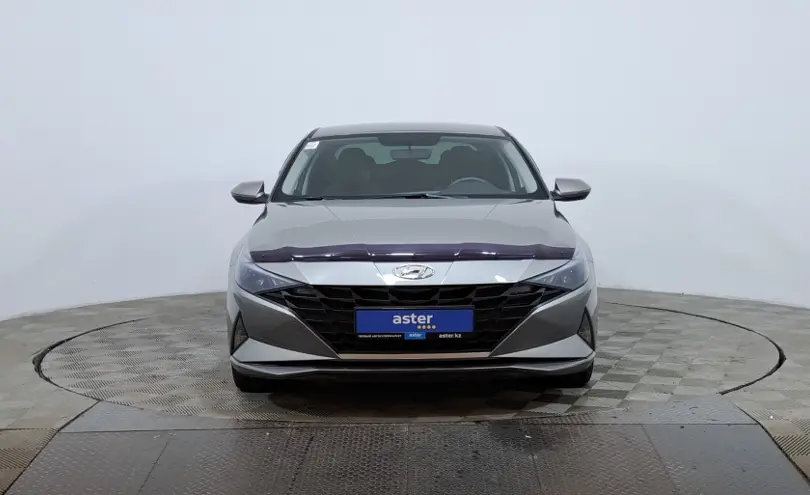 Hyundai Elantra 2023 года за 8 220 000 тг. в Астана фото 2
