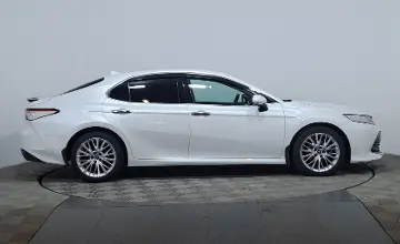 Toyota Camry 2018 года за 12 990 000 тг. в Астана фото 4