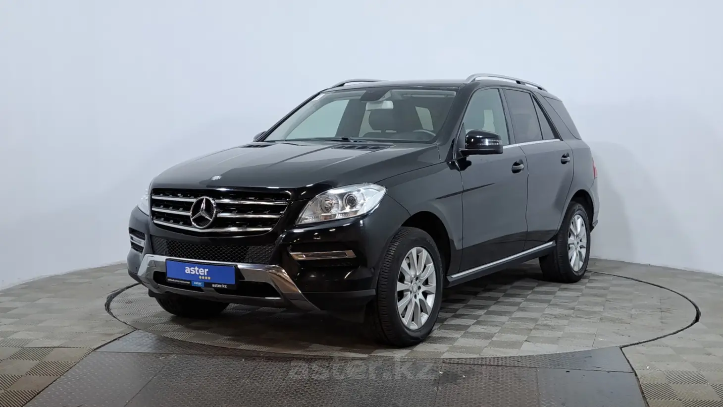 Mercedes-Benz M-Class, 2013