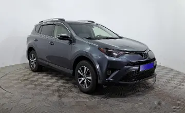 Toyota RAV4 2018 года за 9 590 000 тг. в Астана фото 3
