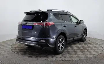Toyota RAV4 2018 года за 9 590 000 тг. в Астана