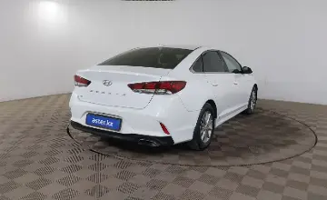 Hyundai Sonata 2019 года за 6 890 000 тг. в Шымкент