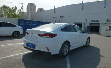Hyundai Sonata 2019 года за 6 890 000 тг. в Шымкент фото 3