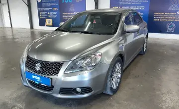Suzuki Kizashi 2011 года за 3 990 000 тг. в Астана фото 1
