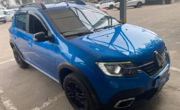 Renault Sandero 2020 года за 4 590 000 тг. в Алматы фото 2