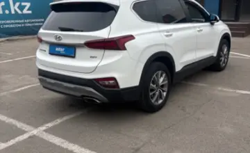 Hyundai Santa Fe 2018 года за 11 590 000 тг. в Алматы фото 3