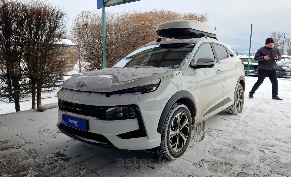 2022 JAC JS6