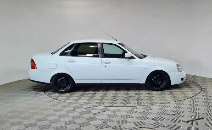 LADA (ВАЗ) Priora 2014 года за 2 230 000 тг. в Алматы фото 4