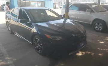Toyota Camry 2019 года за 9 390 000 тг. в Алматы фото 2