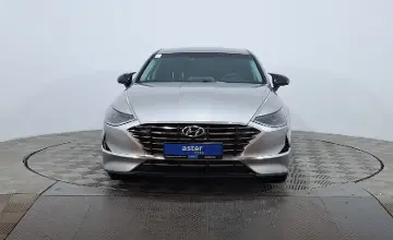 Hyundai Sonata 2020 года за 11 710 000 тг. в Астана фото 2