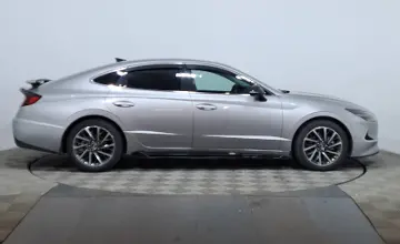 Hyundai Sonata 2020 года за 11 710 000 тг. в Астана фото 4