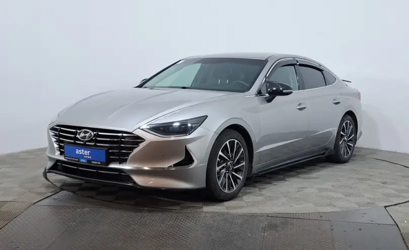 Hyundai Sonata 2020 года за 11 710 000 тг. в Астана фото 1