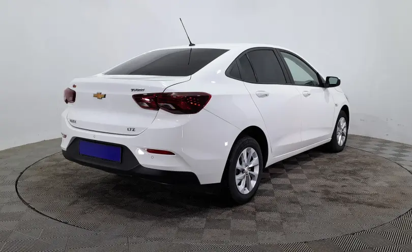 Chevrolet Onix 2025 года за 6 390 000 тг. в Астана фото 5