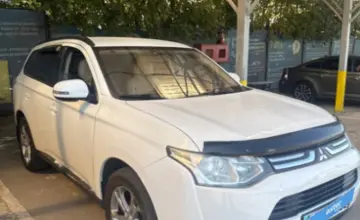 Mitsubishi Outlander 2012 года за 5 750 000 тг. в Алматы фото 2