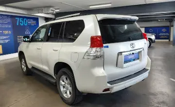 Toyota Land Cruiser Prado 2010 года за 12 650 000 тг. в Астана фото 4