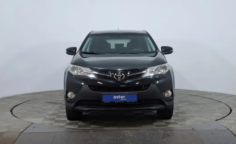 Toyota RAV4 2015 года за 8 950 000 тг. в Астана фото 2