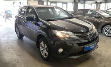 Toyota RAV4 2015 года за 8 950 000 тг. в Астана фото 2