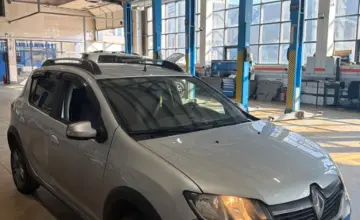 Renault Sandero 2018 года за 5 300 000 тг. в Караганда фото 3