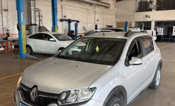 Renault Sandero 2018 года за 5 300 000 тг. в Караганда фото 1