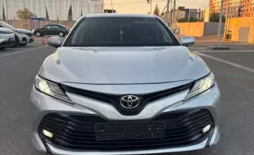 Toyota Camry 2019 года за 14 000 000 тг. в Шымкент фото 2