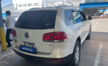 Volkswagen Touareg 2006 года за 4 000 000 тг. в Алматы фото 3